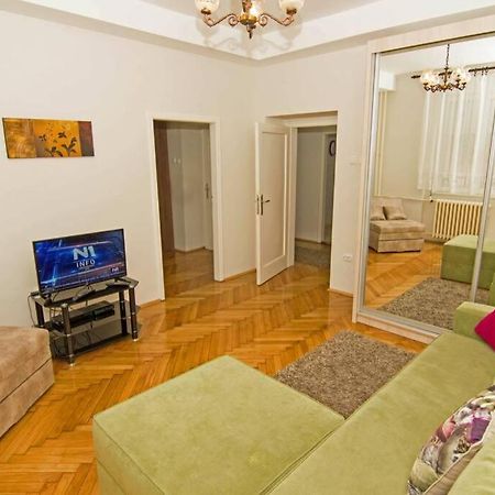 See U In Beograd Ngoại thất bức ảnh